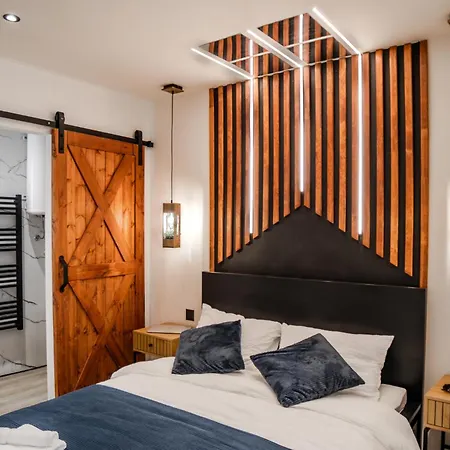 Urban Oasis Apartman *